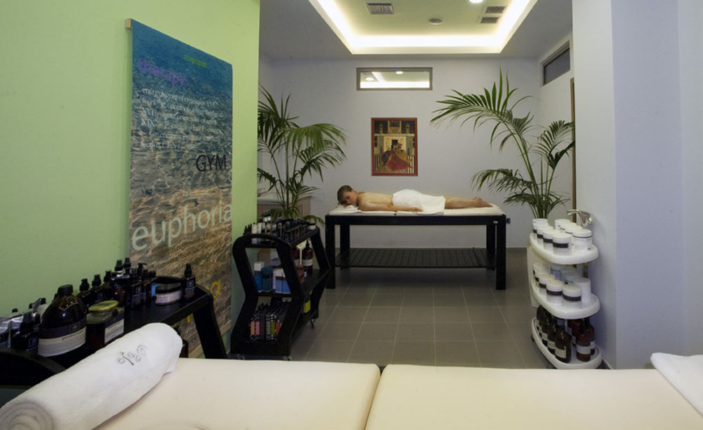 Ο χώρος του spa 400τμ που δημιουργήθηκε περιλαμβάνει 2 Massage Rooms 